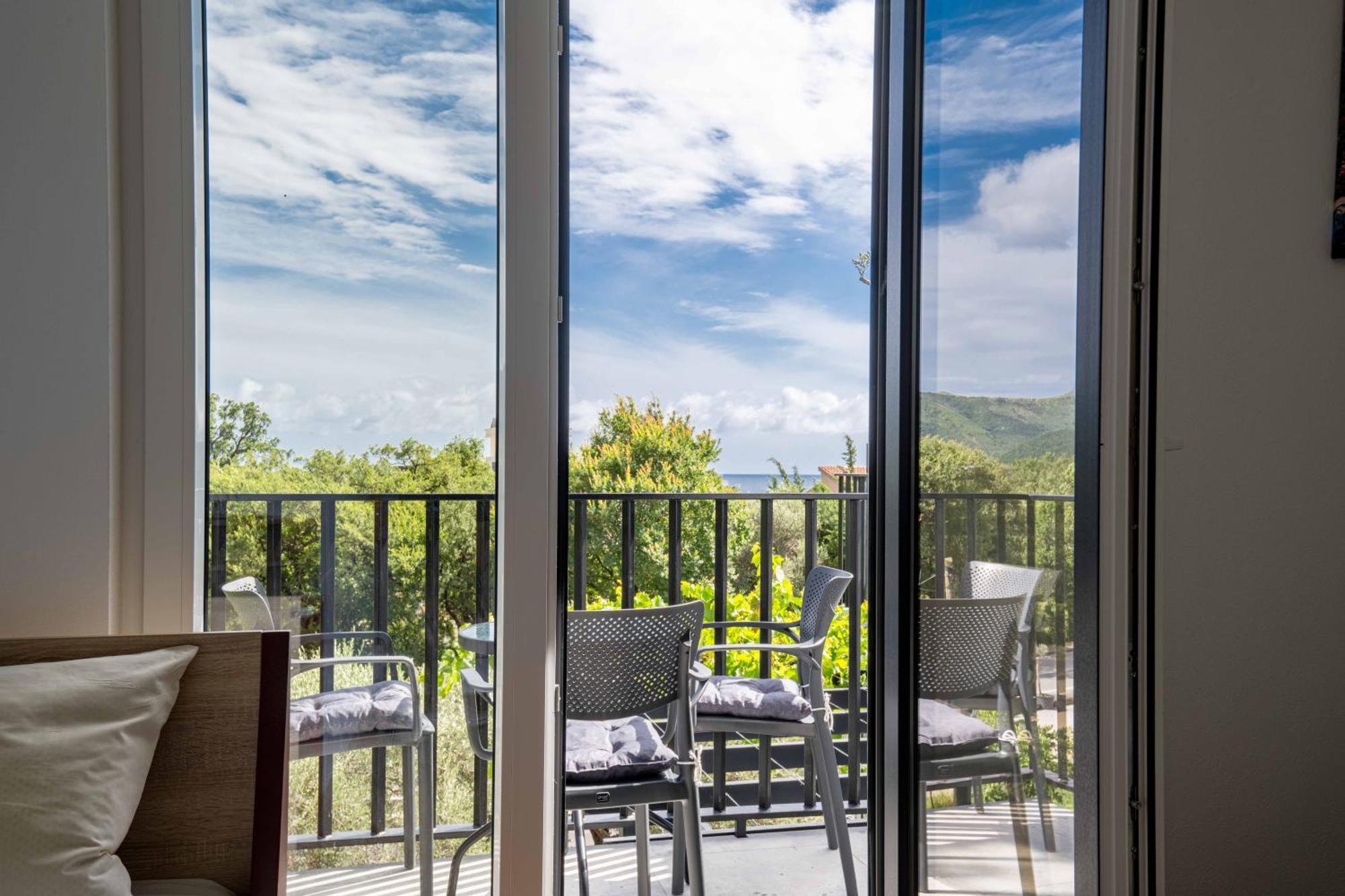 Sumice Inn Petrovac Εξωτερικό φωτογραφία