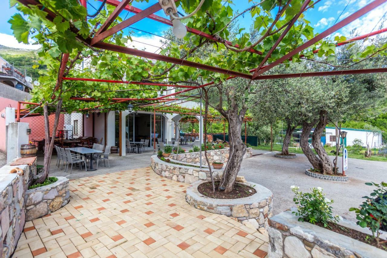 Sumice Inn Petrovac Εξωτερικό φωτογραφία